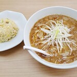 ラーメン 太陽 - タンタン麺+半炒飯