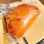 トリドリ亭 - クリームパン（160円）