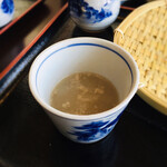阿羅屋 - 蕎麦湯　どろり感が好みです♪ 4杯目はさらにどろりとしてお蕎麦の粒々も入ってさらに好み(⑅︎•ॢ◡︎•ॢ).｡*♥︎