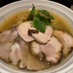 麦処 八と丁 - チャーシューそば（塩）3種のチャーシューいろいろな味が楽しめてよい