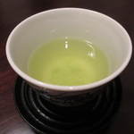 馳走なかむら - 先ずは御煎茶。