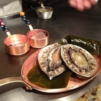 鉄板焼ステーキ 喜扇亭 東京ミッドタウン店 - アワビ