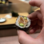 鮨処 多田 - 赤貝ひもきゅう巻 リフト