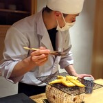 温石 - はい。かっこいい♡　最高の香りをかぎながら、凛々しい杉山さんを眺める至福(笑)