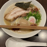 Sumibi Yaki Yaiya - 鶏白湯ラーメン