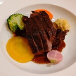 ルブーケガルニ - 牛肉のグリエとブレゼ