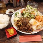 Teppan Dainingu Gion - 焼肉定食 820円