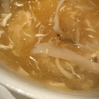 南園 - ふかひれ、五目入り酸辛味スープ