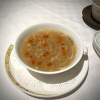 南園 - ふかひれ、五目入り酸辛味スープ