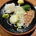 志な乃 - 薬味は充実