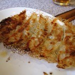 まるい飯店 - ランチは＋200円で餃子が付けられます