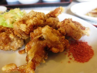 Marui Hanten - 鶏のカラアゲは「梅塩」で食べる