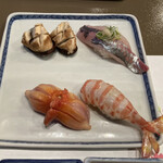 168261980 - 二の皿 ・椎茸 ・赤貝 ・鯵 ・車海老　レア