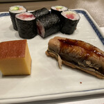 Ginza Sushi Kou Honten - 三の皿 ・穴子 ・玉子焼き ・巻物　　赤貝のひも