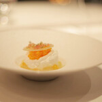 ラ・ベ - 弓削牧場のフレッシュチーズムース フルーツコンポテ