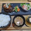 Chiyuzu Kitchen - 国産牛ハンバーグランチ ラタトゥイユとラクレットチーズ添え（130g・1280円）