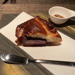 コグスダイニングカグラザカ - 和牛フィレ肉のステーキサンド