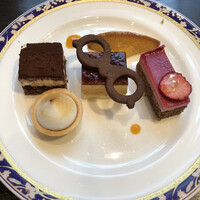 リュクス ダイニング ハプナ - 