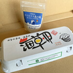 cafe 月ノ農 - 海藻卵 ¥450、クリスマス島の塩（クリスタル）¥540