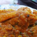 SUJATA INDIAN CURRY - マトンのスネ肉と豆のカレー