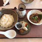 くまもと中央カントリークラブ - ごまだれ鯛茶漬け