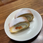 かしや - みかんとクリームチーズのロールケーキ 850円