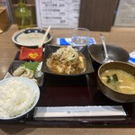南部ビストロ うんめのす - 肉豆腐定食880円◎