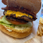 バーガーズ カフェ　トモトモ - 