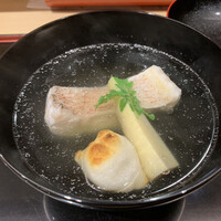 八寸 - 絶品のお出汁、甘鯛のお椀。