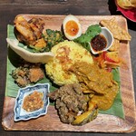 ワルン華食楽 - 