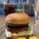 本みやけ 大手前店 - アボガドが見えるようにアップ