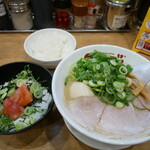 天下一品  - 料理写真: