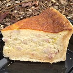 Charcuterie Ruz - 松本一本ねぎのキッシュ