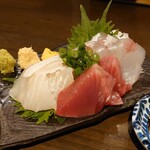 飲んべぇ食堂 らくだ屋 - 刺身盛合せ(ハーフ)