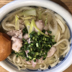 うどんや 栖（すみか） - 黒豚うどん　¥600