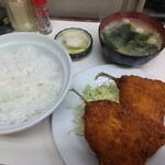 食堂ひろ - アジフライ定食(500円)