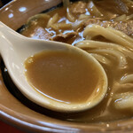 Koushuuya - スープは甘味とちょい辛味で、ザ・そば屋のカレー南ばんです
