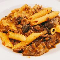 ペルケノー - 肉のラグーのショートパスタ