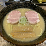 ラーメンBAR やきそばー HIT - しょうゆらーめん