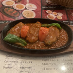 Yıldız Turkish Restaurant & Bar ユルディズ トルコレストラン - 