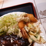 レストラン佐保 - 栄日フライには自家製タルタル、マカロニサラダには懐かしのアップルです！！