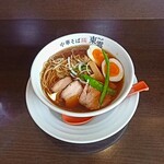 中華そば 東雲 - しょうゆ中華そば味玉入り