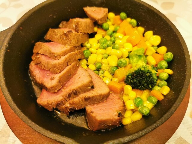 Dining Bar Piano photo 2