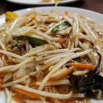 中華大新 - カラシはかなり辛い