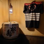 ロペ倶楽部 テラスレストラン - 長屋門の中にある飾り物