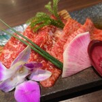 山形黒毛和牛 米沢牛焼肉 仔虎 - 綺麗なお肉です♪