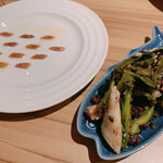 スペイン食堂 Estoy lleno - 世界一のアンチョビ、アオリイカのマリネ