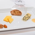 メゾン ポール・ボキューズ - フランス産チーズ