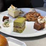 ASAKO IWAYANAGI SALON DE THE - 