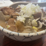 丸千葉 - もつ煮込み